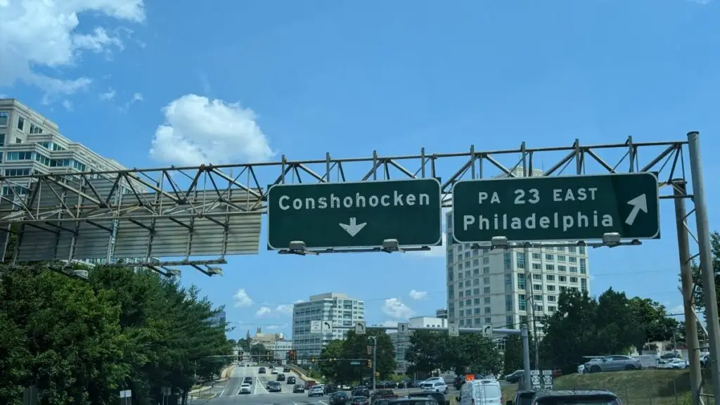 Conshohocke Sign over Fayette St Bridge
